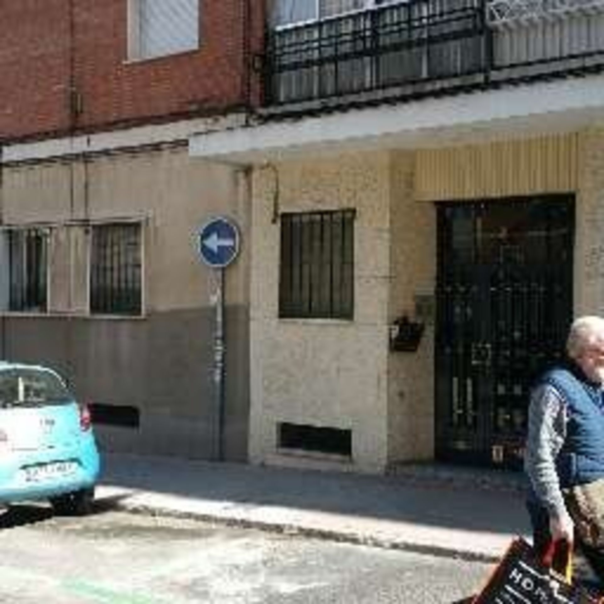 Arteijo 3 Barrio del Pilar. Cambio de uso