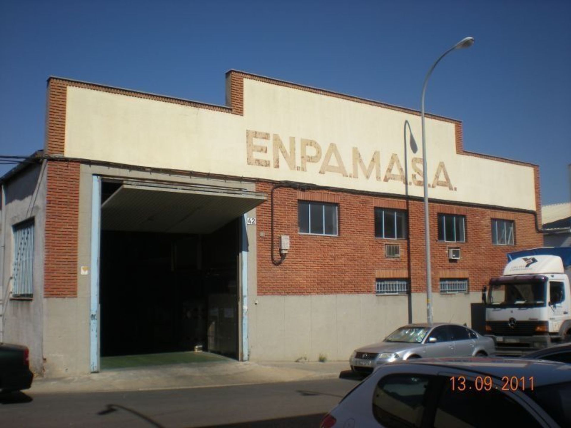 Proyecto de actividad para apertura de nave en calle Matarrosa del Polígono Cobo Calleja